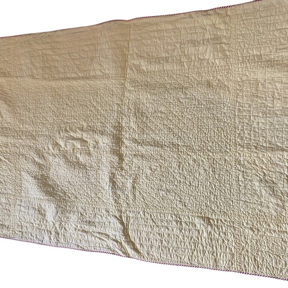 Vintage Handmade Circus Themed Yellow Nursery Crib Blanket - Picture 10 of 10